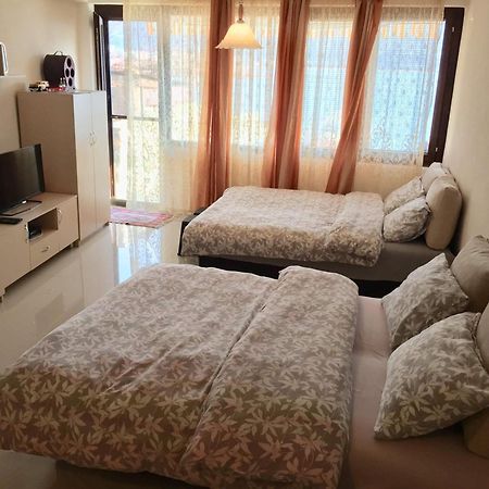 Beachfront Apartments Grunche Ohrid Bagian luar foto