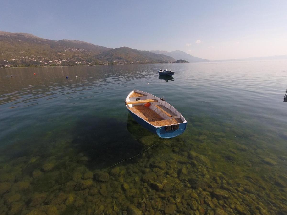 Beachfront Apartments Grunche Ohrid Bagian luar foto